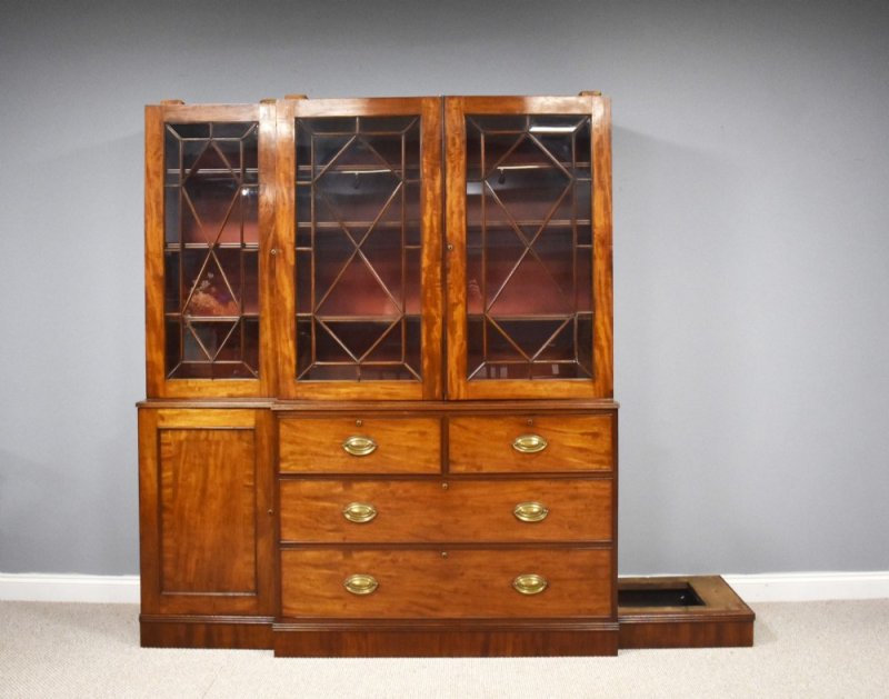 George III Mahogany Breakfront Bookcase
