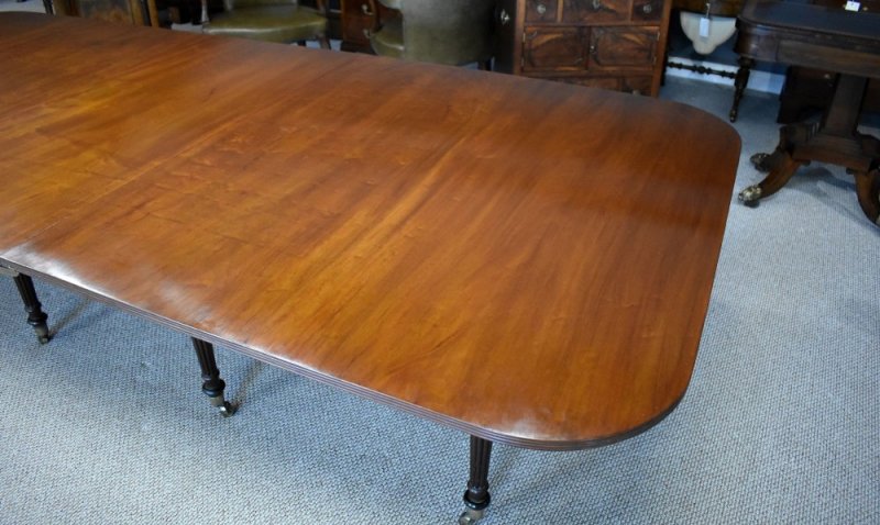 Regency Mahogany Extending Dining Table
