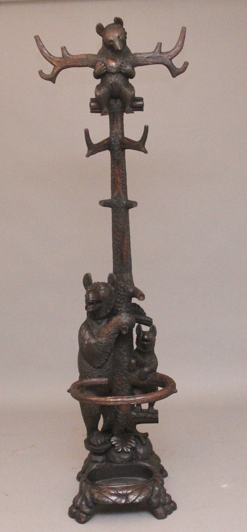 Early 20th Century carved bear hall stand