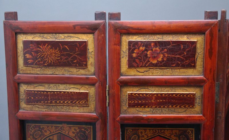 Early 20th Century Chinese folding screen