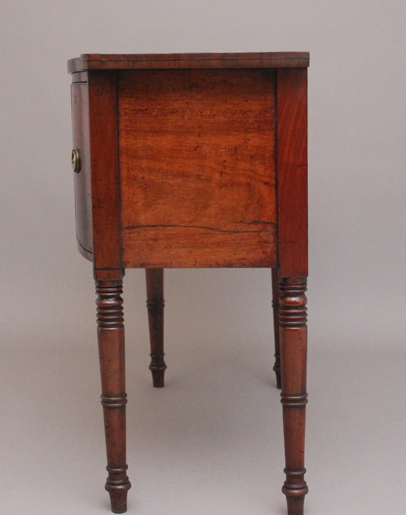 Early 19th Century mahogany sideboard