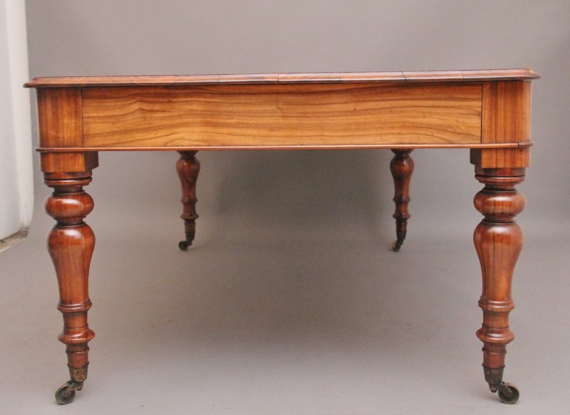 Early 19th Century Goncalo Alves partners desk