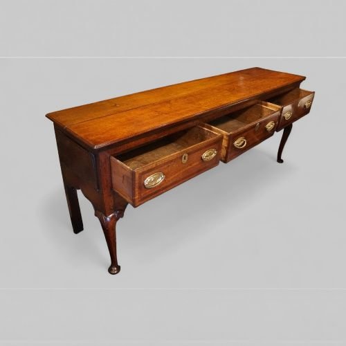 Fine Georgian Oak Cabriole Leg Dresser Base, Circa 1800