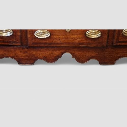 Fine Georgian Oak Cabriole Leg Dresser Base, Circa 1800