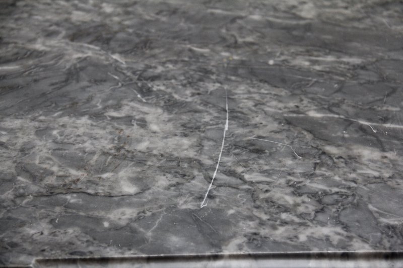 A superb quality 18th Century Italian giltwood console table