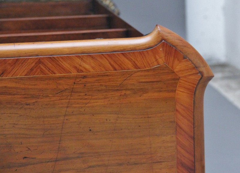 19TH CENTURY WALNUT AND ORMOLU OPEN BOOKCASE BY JOHNSTONE AND JEANES