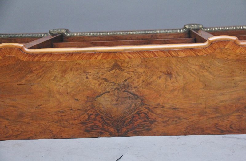 19TH CENTURY WALNUT AND ORMOLU OPEN BOOKCASE BY JOHNSTONE AND JEANES