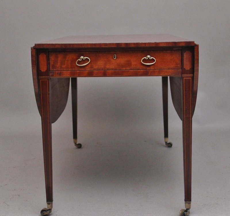 Large early 19th Century inlaid mahogany Pembroke