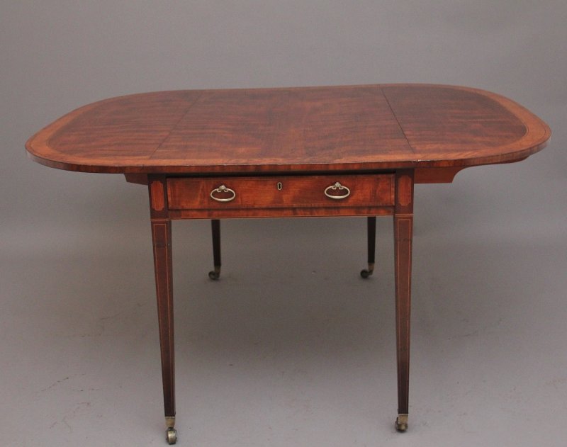 Large early 19th Century inlaid mahogany Pembroke