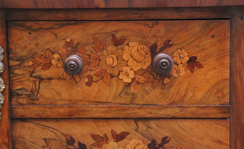 19th Century walnut & marquetry Wellington chest