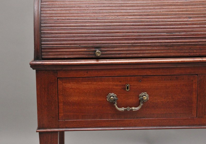 Early 19th Century mahogany tambour desk