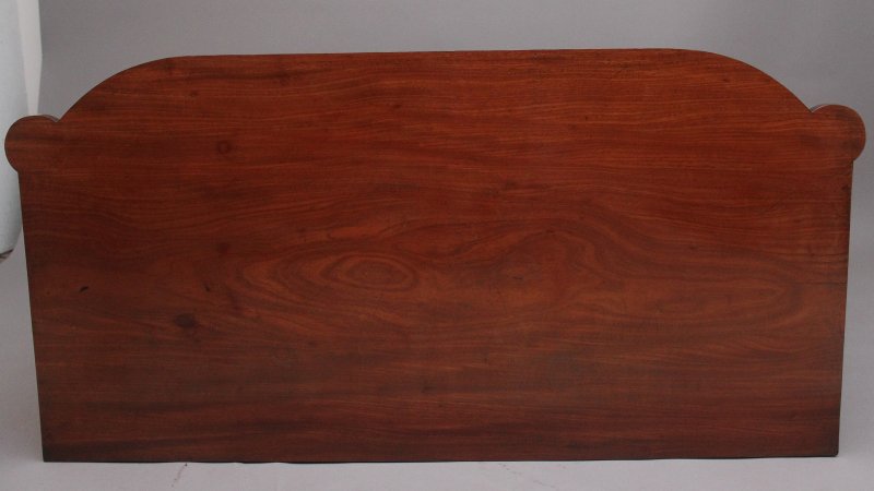 19th Century mahogany bowfront chest of exceptional quality