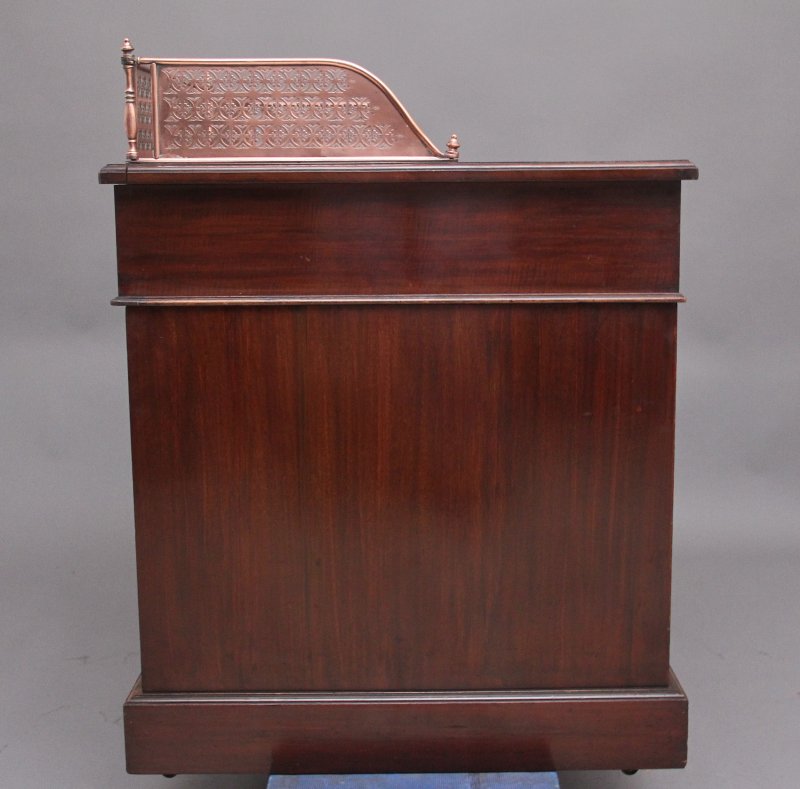 19th Century walnut pedestal desk