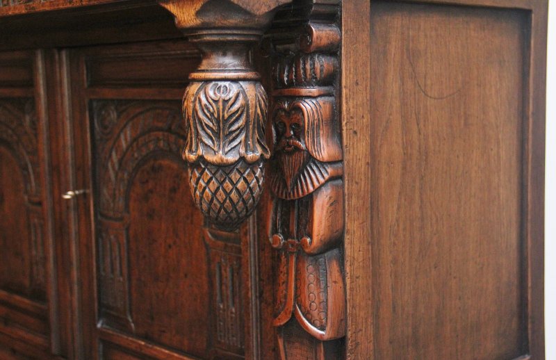 Early 20th Century oak court cupboard