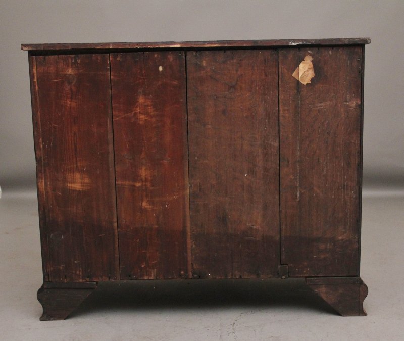 Early 19th Century mahogany chest of drawers