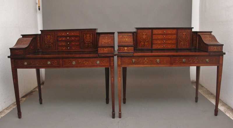 Pair of early 20th Century mahogany Carlton house desk's