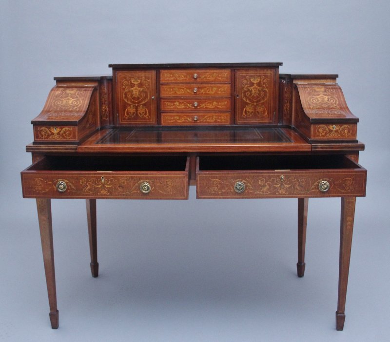 Pair of early 20th Century mahogany Carlton house desk's