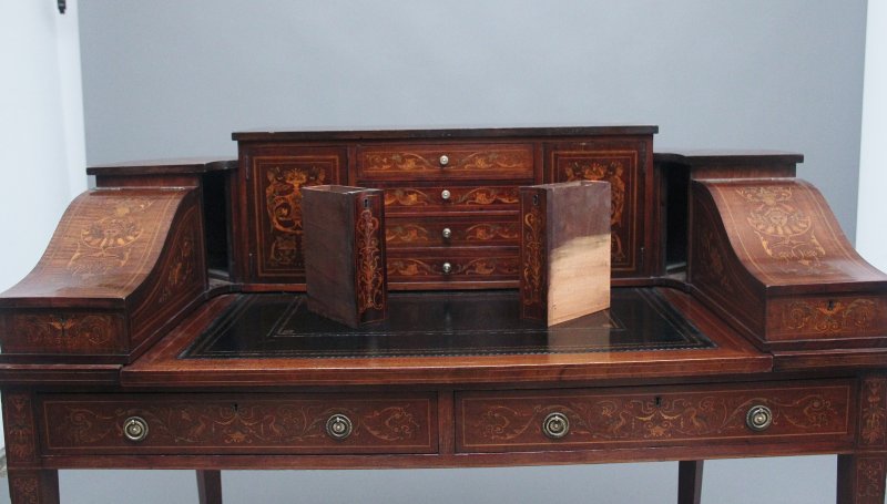 Pair of early 20th Century mahogany Carlton house desk's