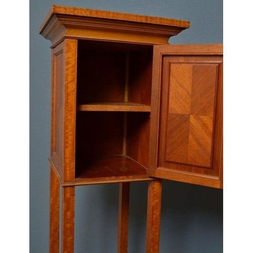 An Unusual Satinwood Stand, Having Boxwood And Ebony String Inlay To Top.