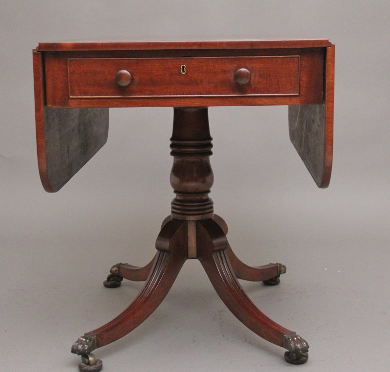 19th Century mahogany Pembroke table