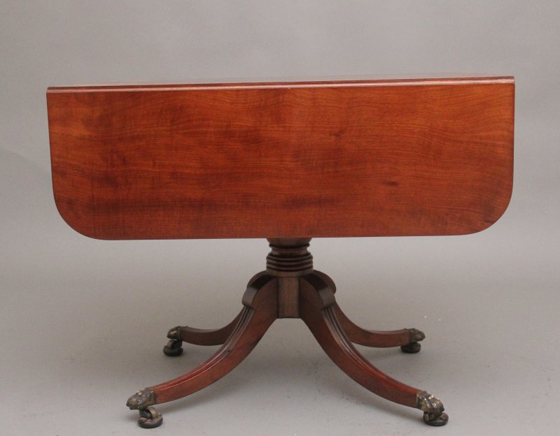 19th Century mahogany Pembroke table