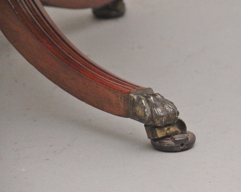 19th Century mahogany Pembroke table