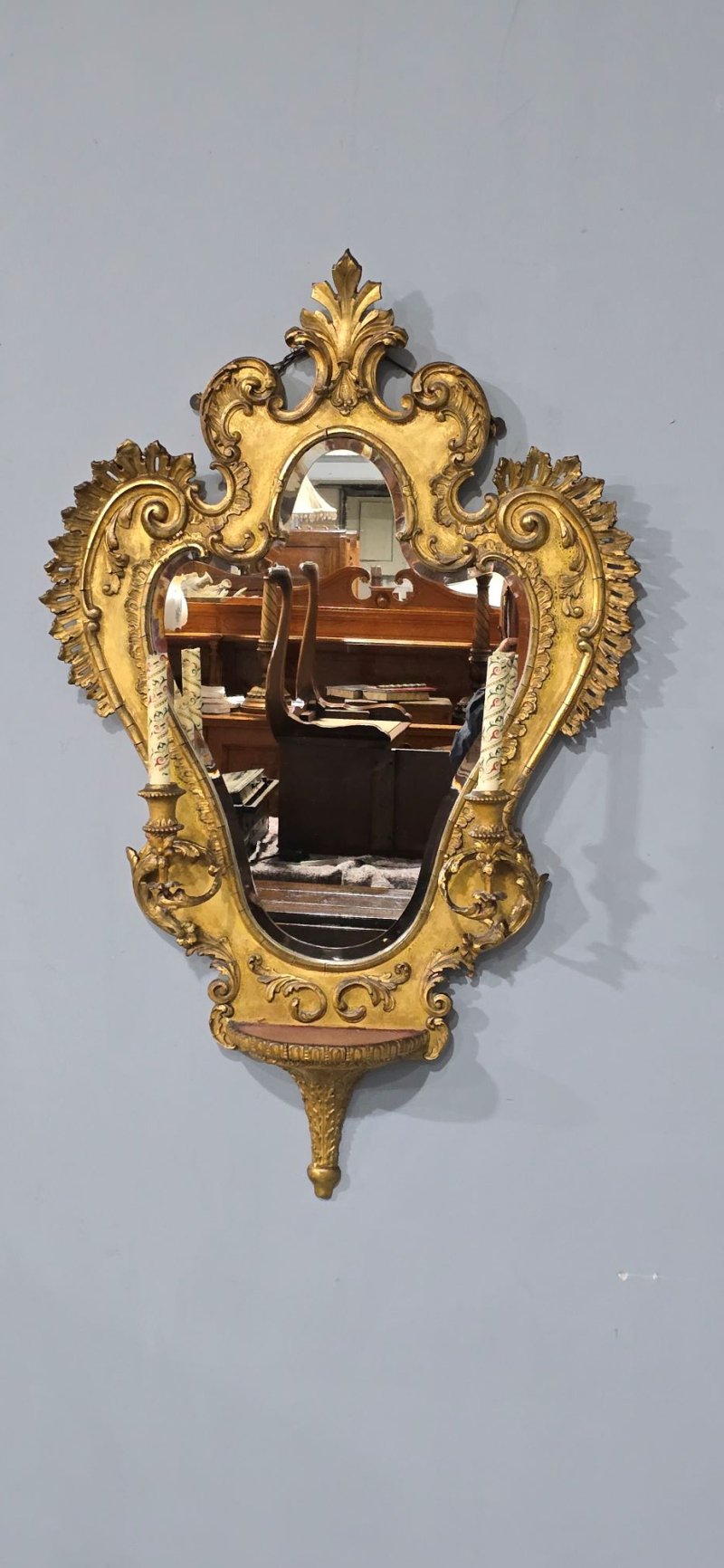 Excellent Gilt Girondelle Wall Mirror