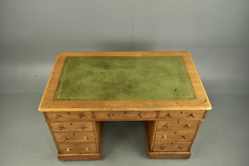 Victorian oak pedestal desk
