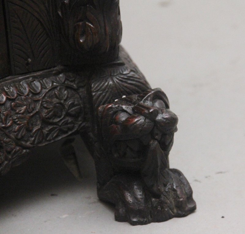 A superb quality 19th Century Anglo-Indian cabinet