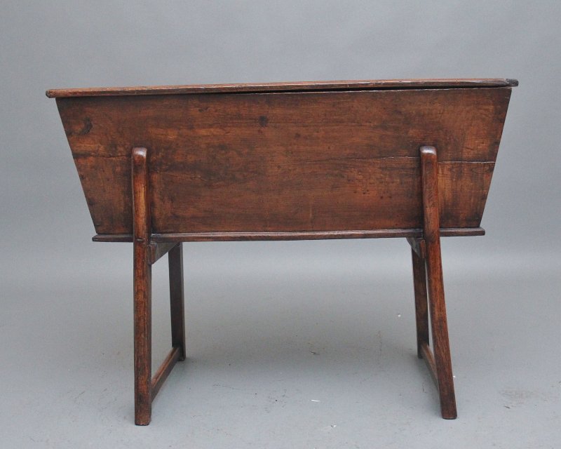 18th Century oak dough bin