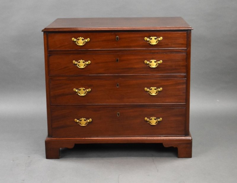 George II Mahogany Dressing Chest Of Drawers