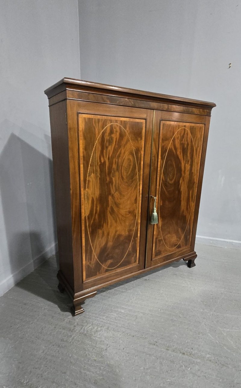 Outstanding Victorian Adjustable Library Bookcase