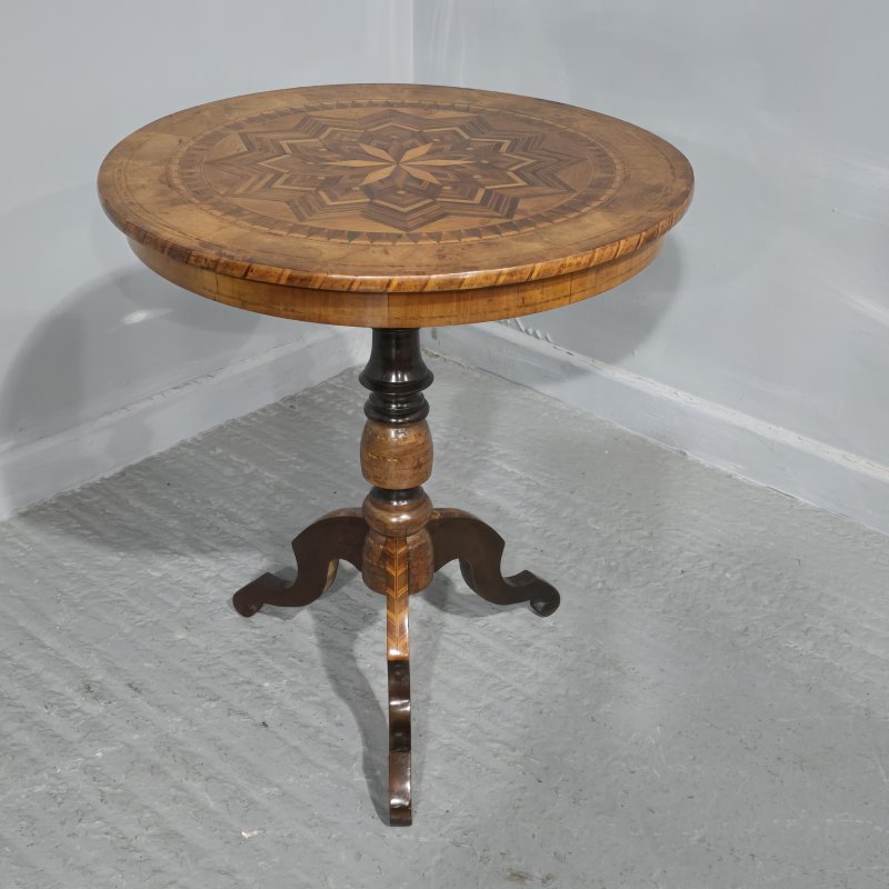 Italian Specimen Table