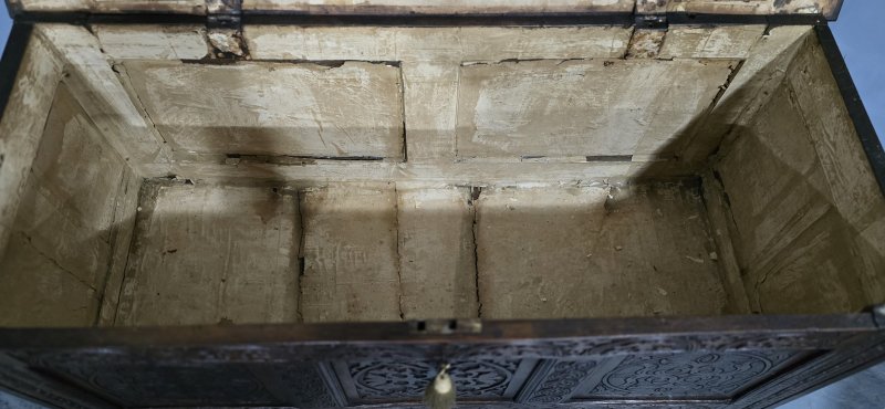 C17th Oak Coffer Charles 1