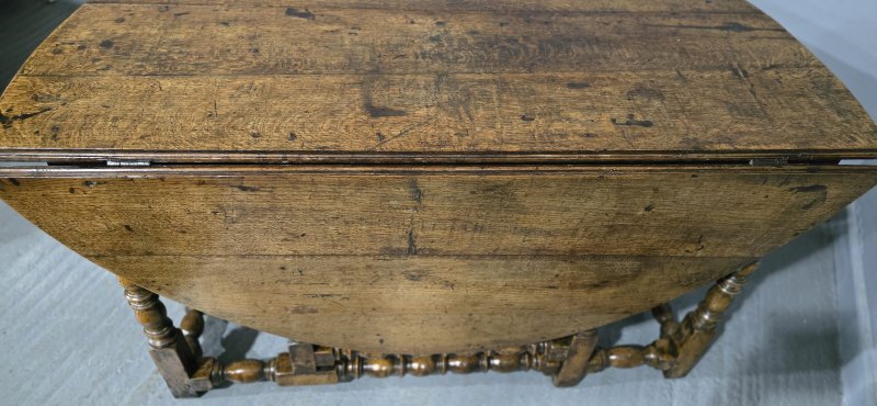 Super C18th Oak Dropleaf Dining Table