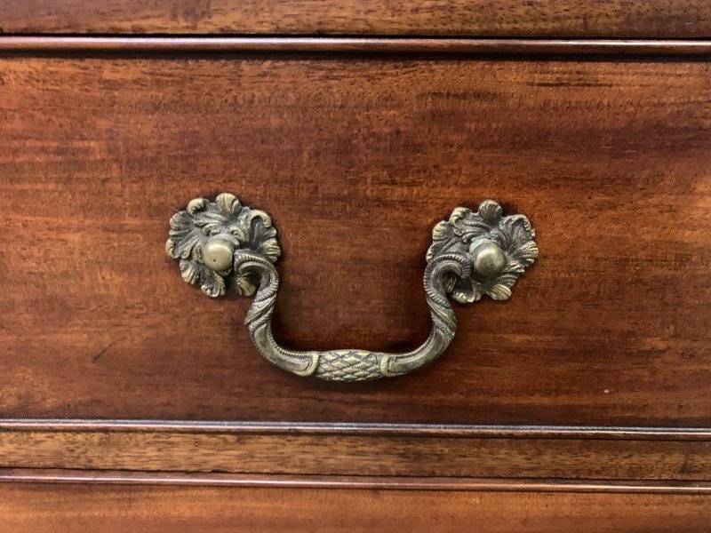 George III Mahogany Bachelors Chest of Drawers