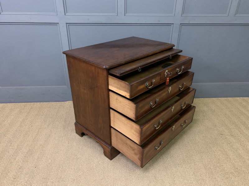 George III Mahogany Bachelors Chest of Drawers