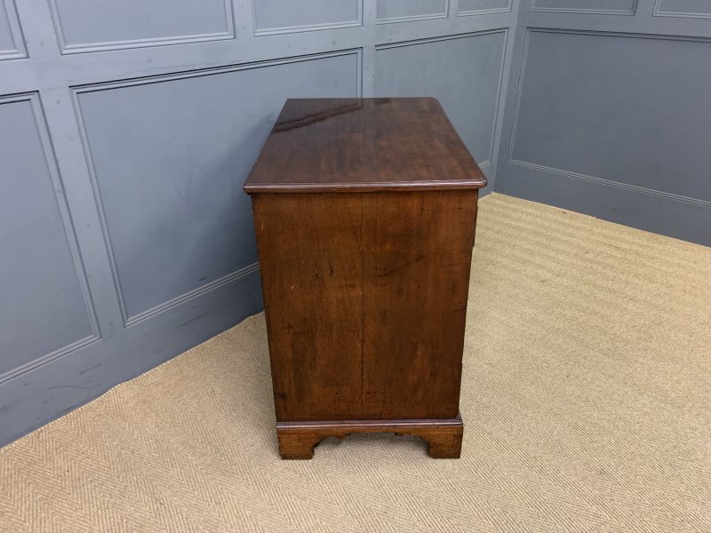 George III Mahogany Bachelors Chest of Drawers