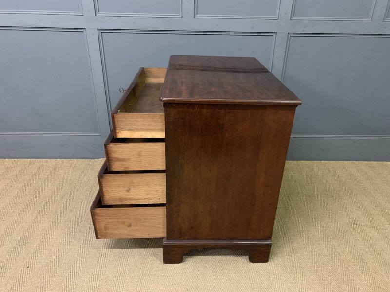 George III Mahogany Bachelors Chest of Drawers