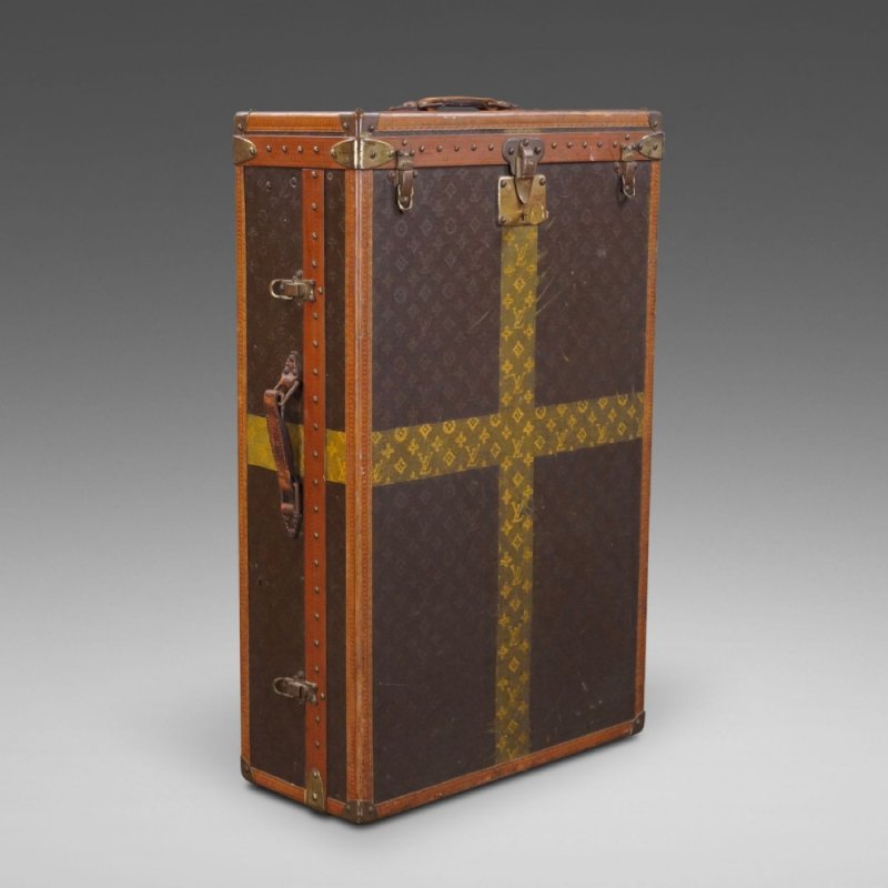 A Rare Louis Vuitton George V & Queen Mary 25 Year Anniversary Trunk