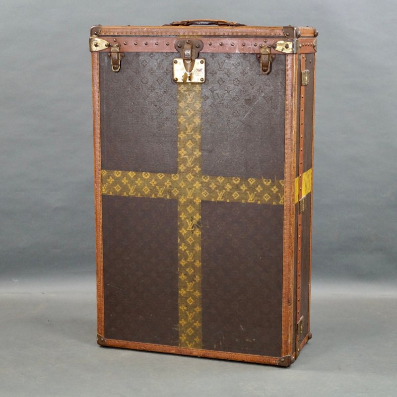 A Rare Louis Vuitton George V & Queen Mary 25 Year Anniversary Trunk