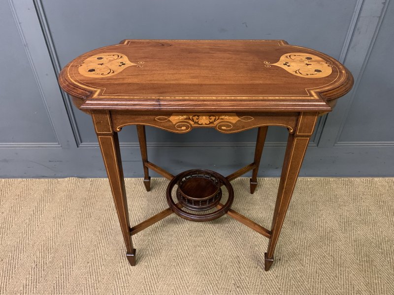 Pretty Inlaid Mahogany Table