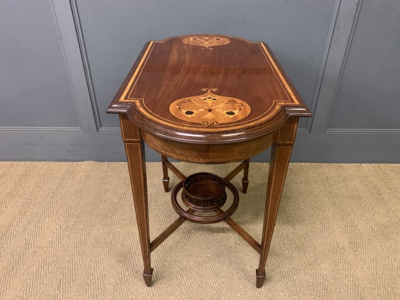 Pretty Inlaid Mahogany Table