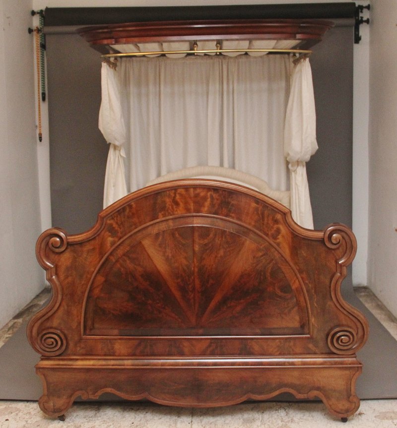 19th Century mahogany half taster bed