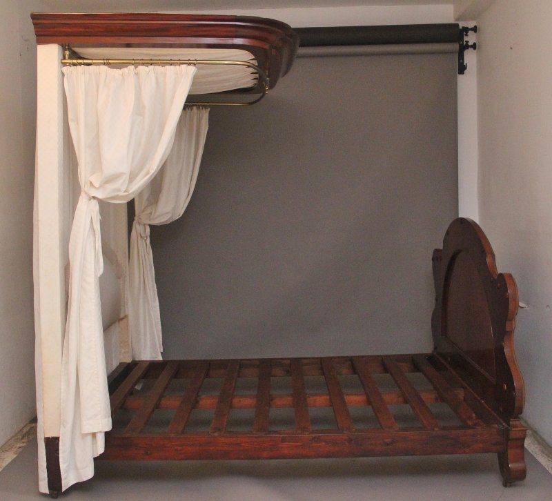 19th Century mahogany half taster bed