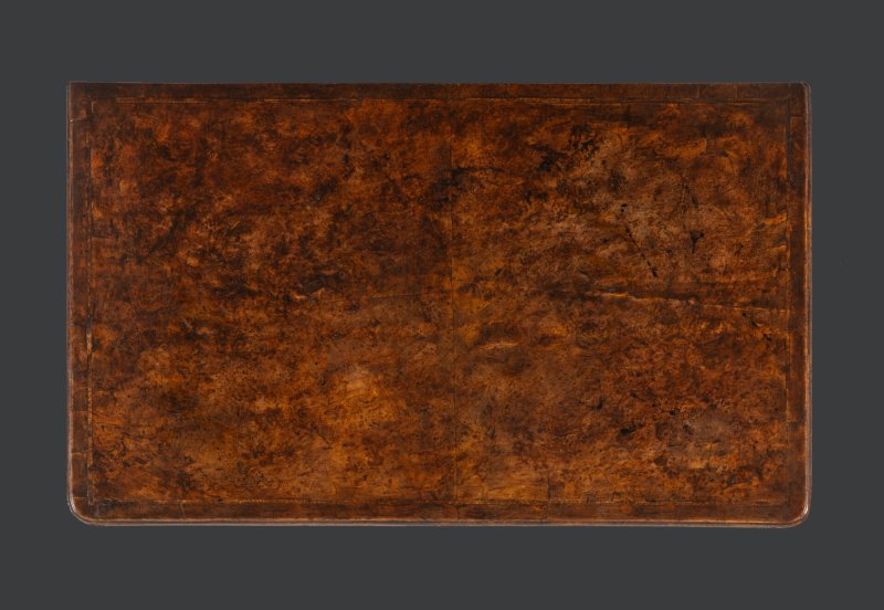 George II Period Burr Elm and Feather Banded Chest