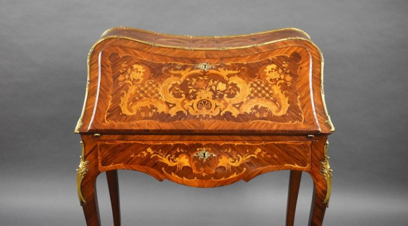 19th Century French Bureau De Dame