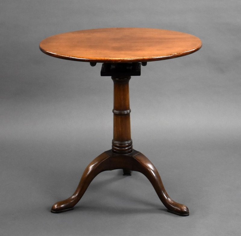 George III Mahogany Snap Top Circular Tripod Table