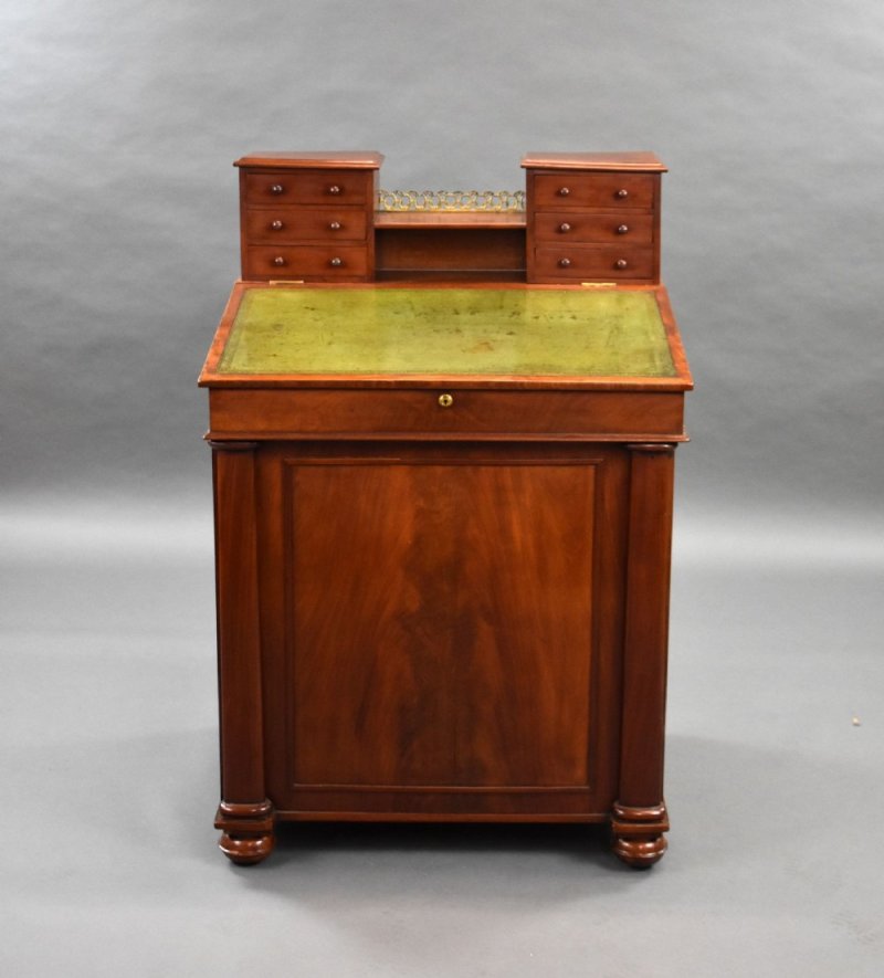 Large William IV Mahogany Davenport