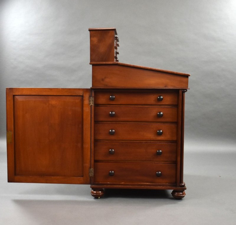 Large William IV Mahogany Davenport